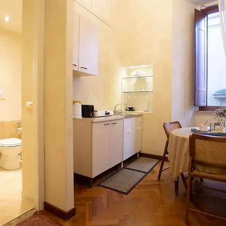 Domus Minervae Apartment